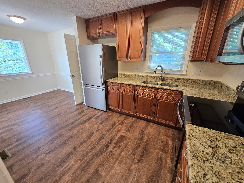 414 Washington Street - Photo 6 of 13