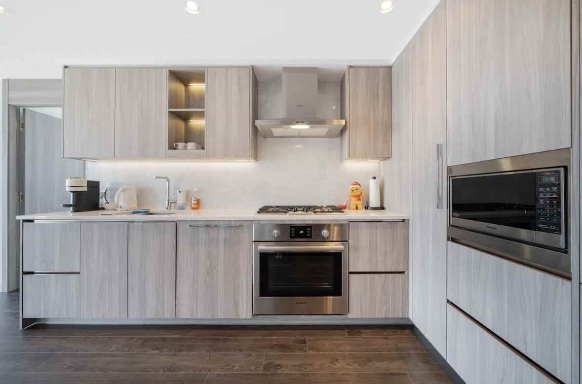 4720 Lougheed Highway #1402 - Photo 3 of 18