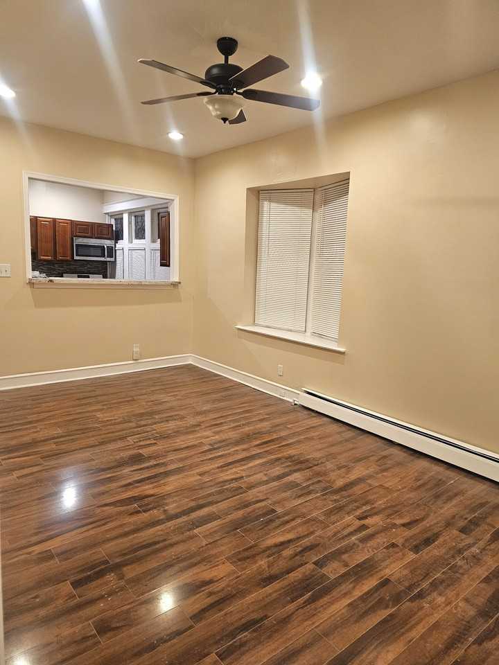 4820 North 13th Street #1 - Photo 5 of 12