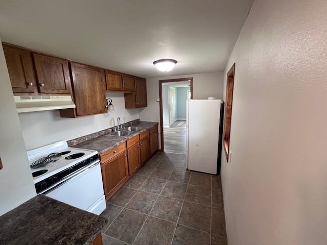 1908A 3rd Ave Ne #NA - Photo 3 of 12