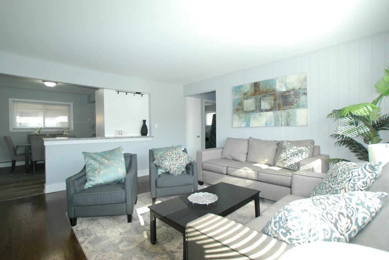 2246 S 17th Ave #1W - Photo 4 of 8