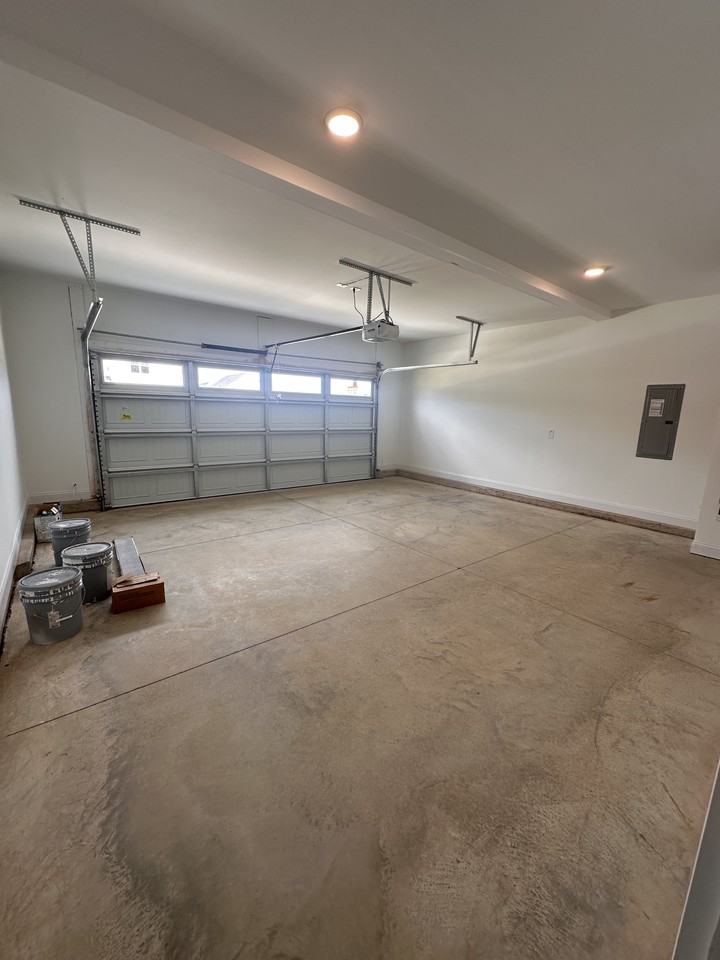 341 Edwinstowe Avenue #NA - Photo 7 of 18