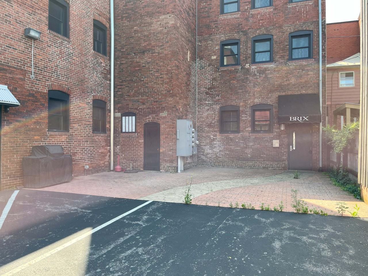 215 E 3rd St #3D - Photo 2 of 11