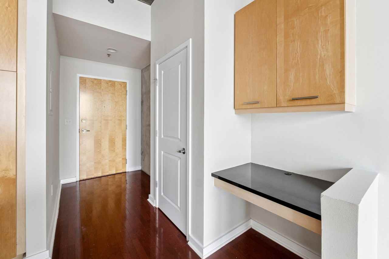3324 Peachtree Rd Ne - Photo 7 of 46