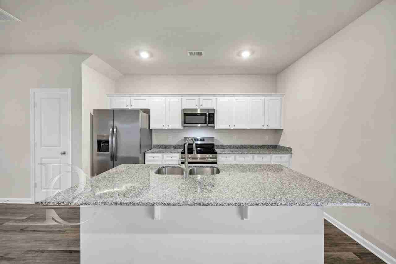 727 Wild Duck Ln - Photo 7 of 31