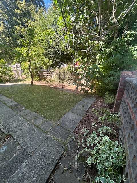 5301 Bruce St - Photo 2 of 9