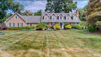 24 Coventry Ln - Photo 1 of 1