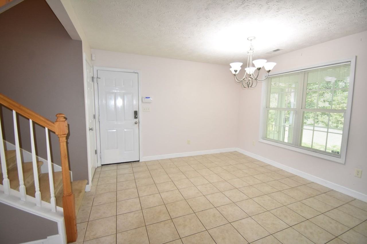 165 Pender Rd - Photo 5 of 25