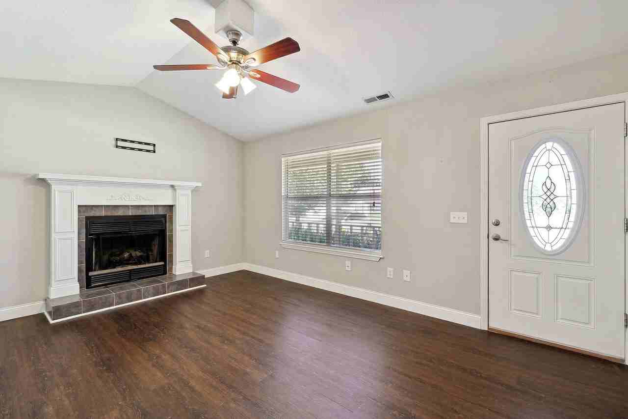 1634 N Salem Rd - Photo 4 of 14