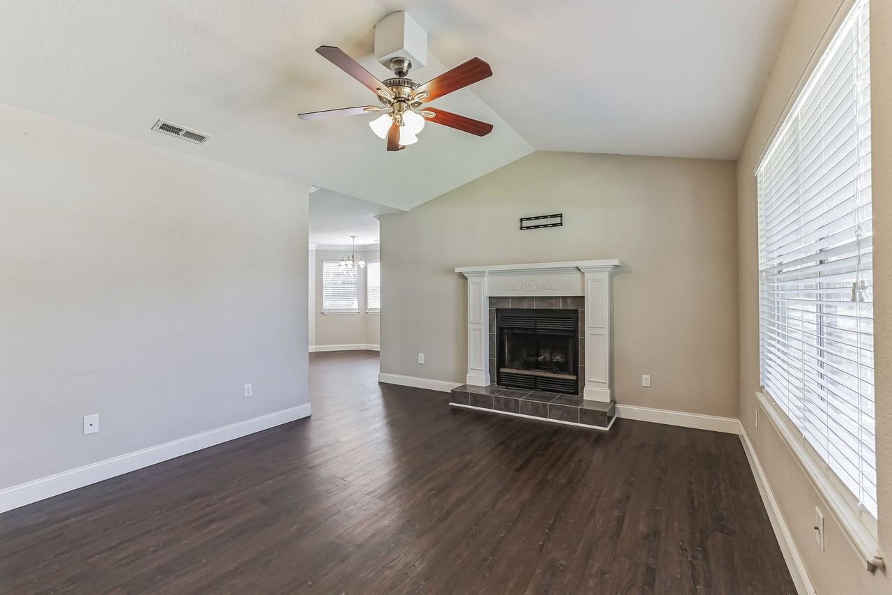 1634 N Salem Rd - Photo 5 of 14