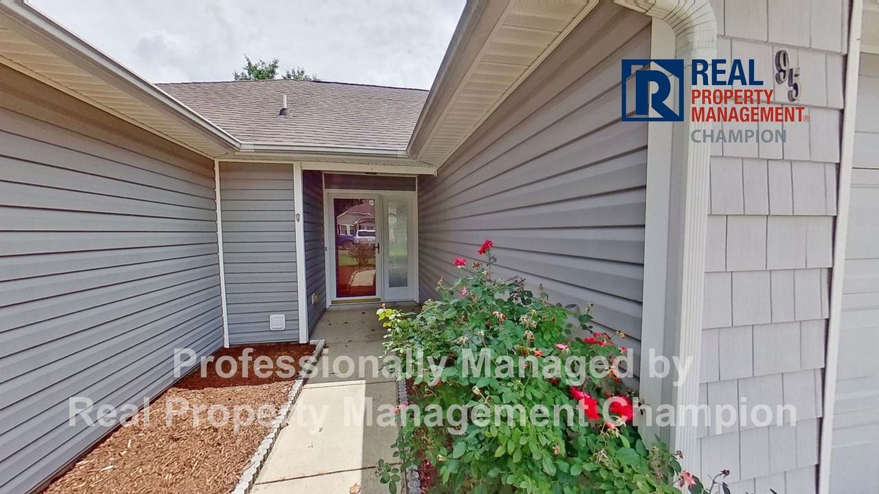 95 Eastgate Dr - Photo 2 of 31