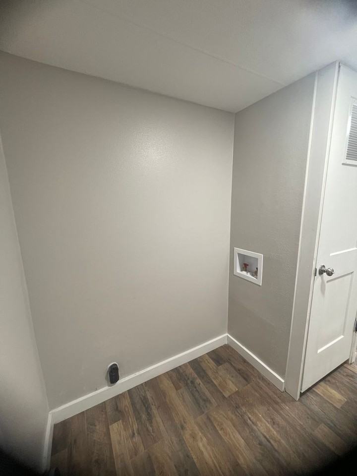 1226 Pigeon Rd - Photo 3 of 17