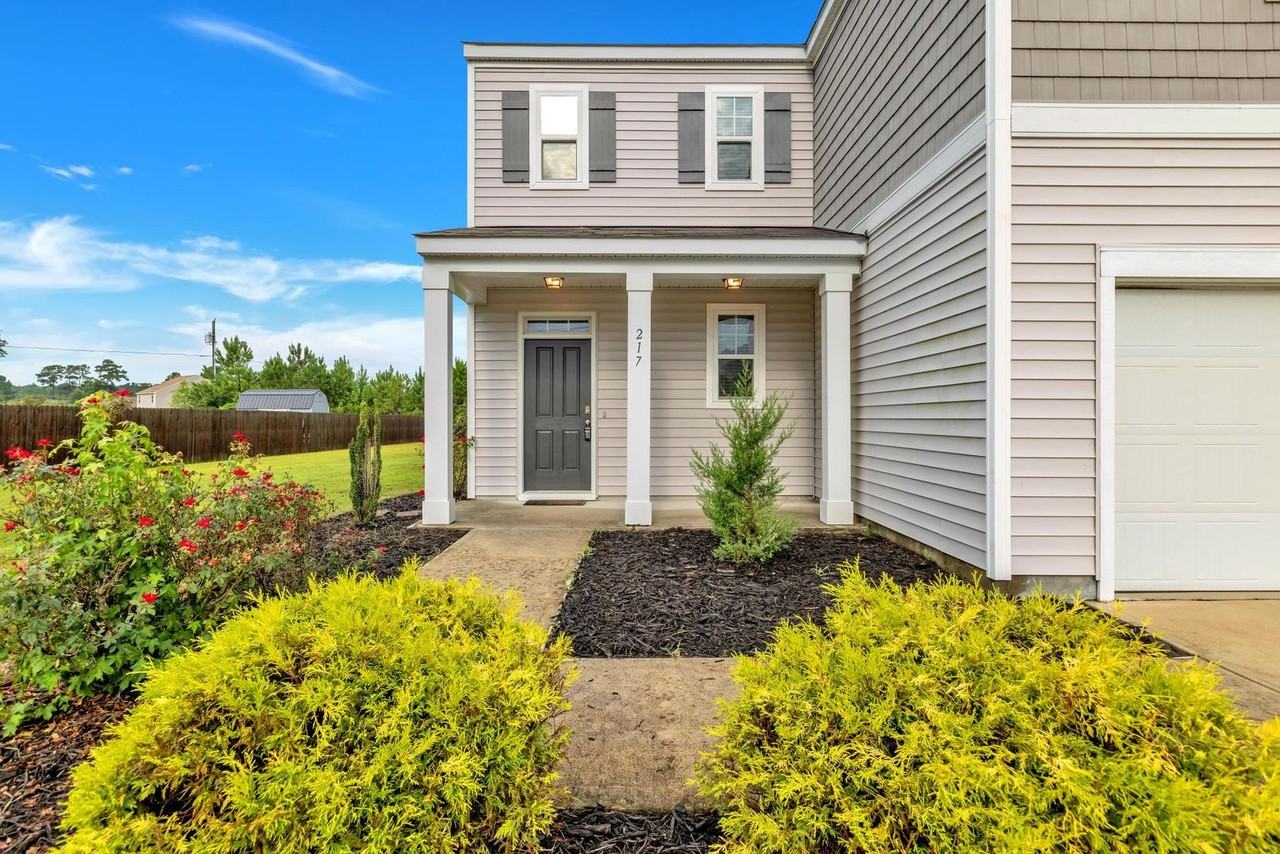 217 Cheswick Dr - Photo 2 of 23