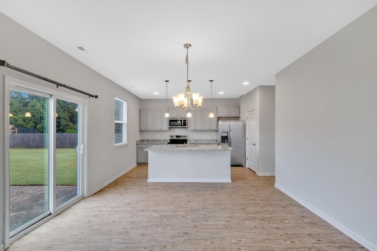 217 Cheswick Dr - Photo 5 of 23