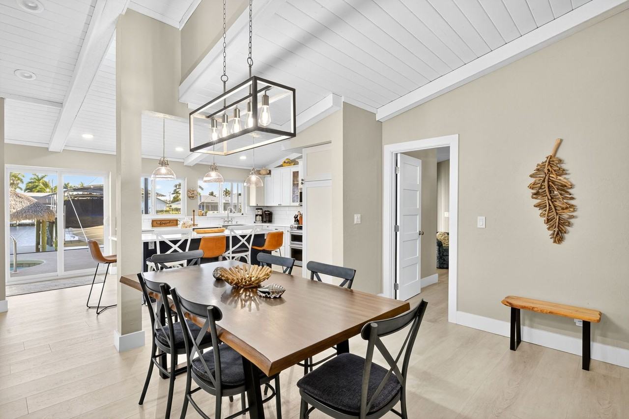 611 Vacation Rental - Cape Calm - Photo 6 of 22