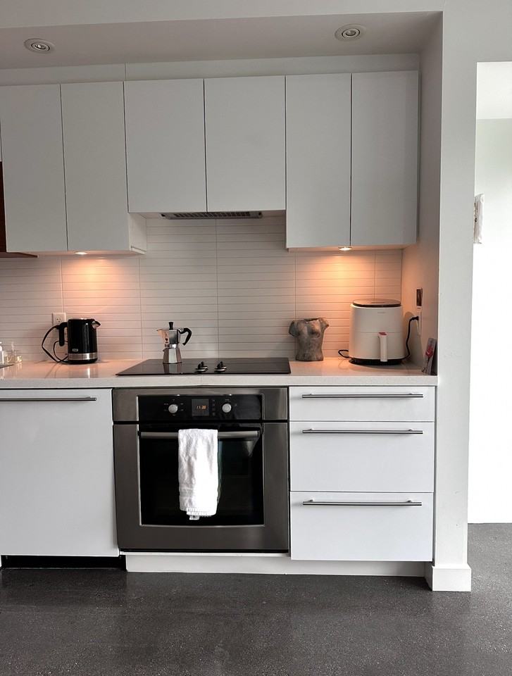 E 2nd Ave - Photo 4 of 16