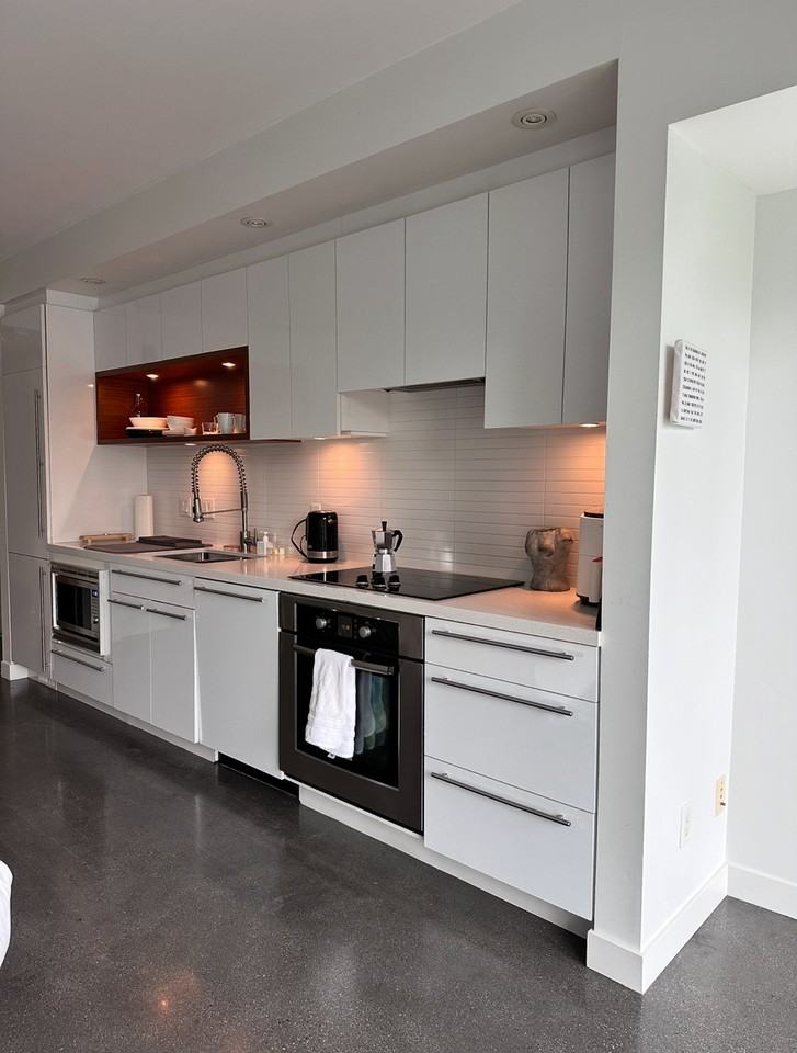 E 2nd Ave - Photo 5 of 16