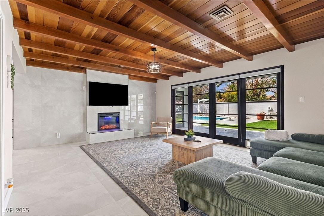 2420 Laurie Dr - Photo 5 of 50