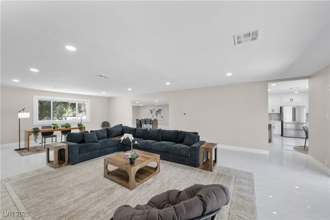 3482 Pueblo Way - Photo 5 of 50