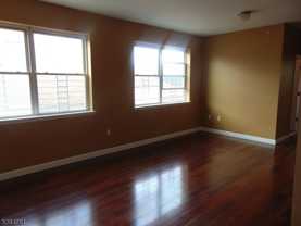 25 Cottage St #3 - Photo 1 of 1