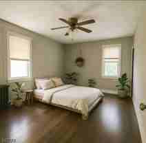 462 Leslie St - Photo 1 of 1