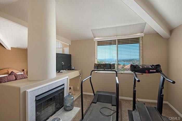 22451 Birchcrest - Photo 3 of 8