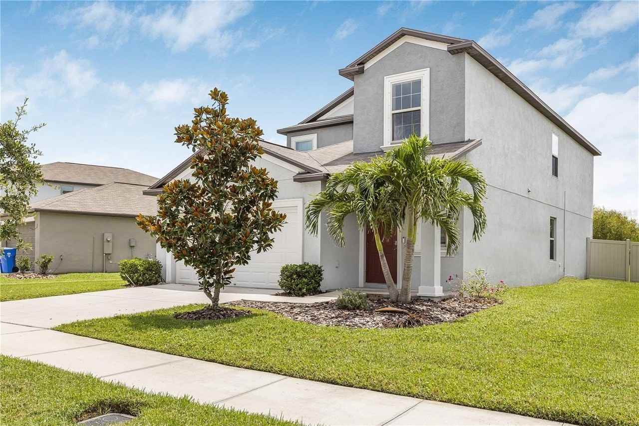 5149 White Chicory Drive - Photo 3 of 48