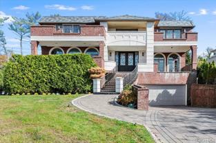 25 Edgewater Ln - Photo 1 of 1
