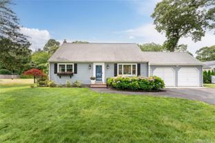 16 Nautilus Dr - Photo 1 of 1