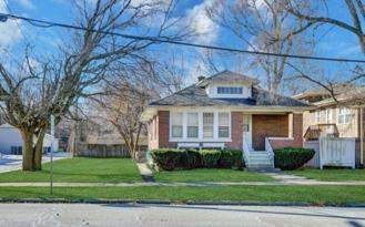 21510 Maple St - Photo 1 of 1