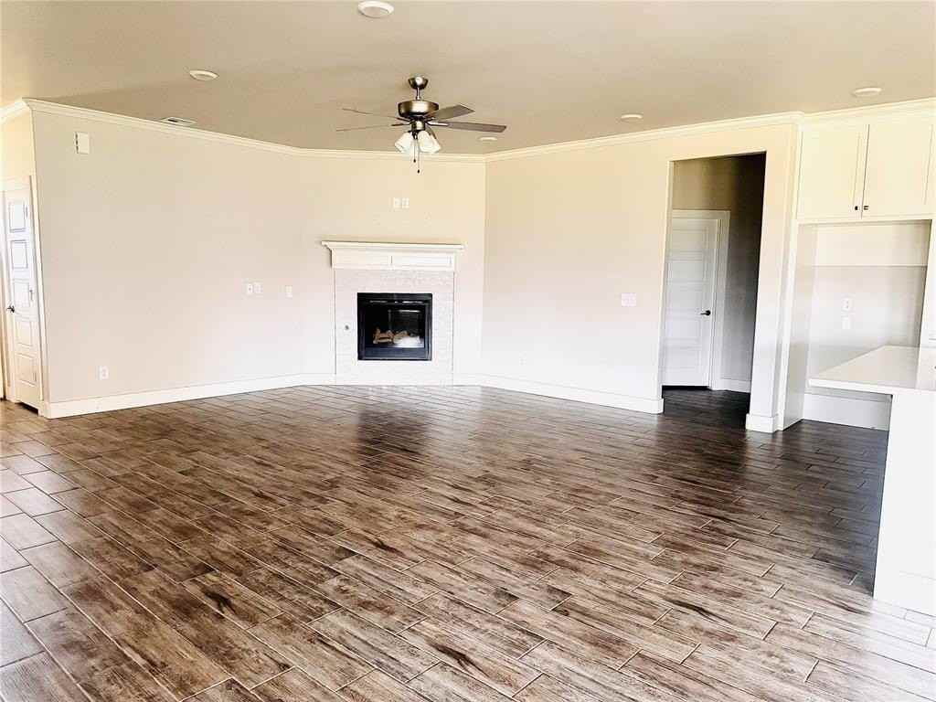 1421 Hickory Trl - Photo 5 of 21