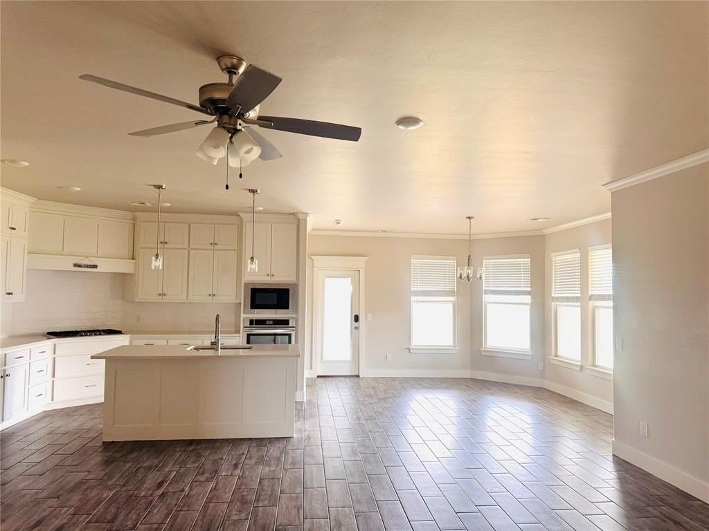 1421 Hickory Trl - Photo 7 of 21