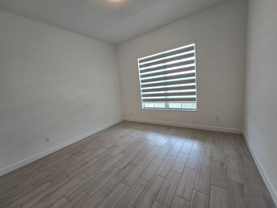 1083 Tangled Orchard Trce - Photo 3 of 4