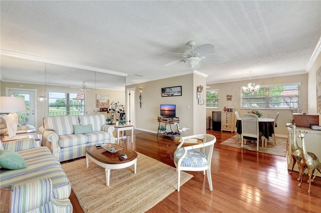 78 Royal Oak Drive #206 - Photo 5 of 21