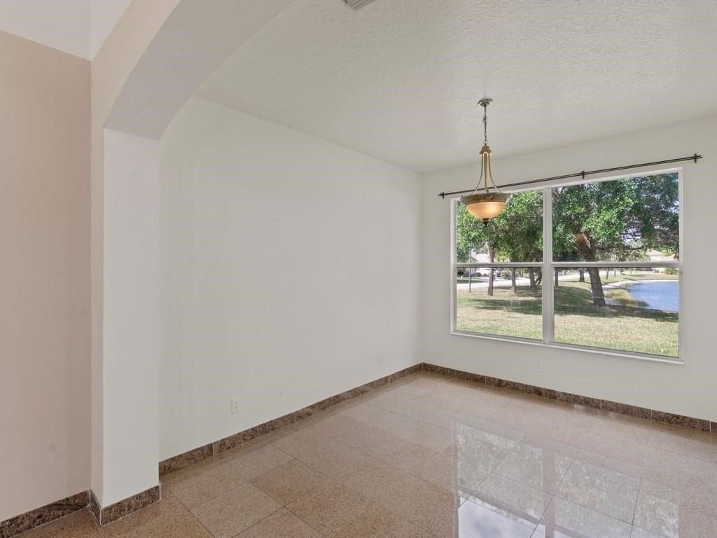 6080 45th Place - Photo 6 of 14