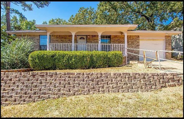 504 Nan Cir - Photo 2 of 10