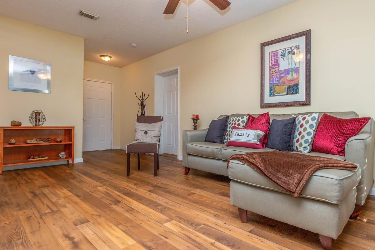 Concord at Little York - Photo 5 of 37