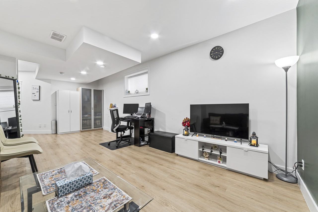 6933 Cardinal Wynd Southwest - Photo 3 of 9