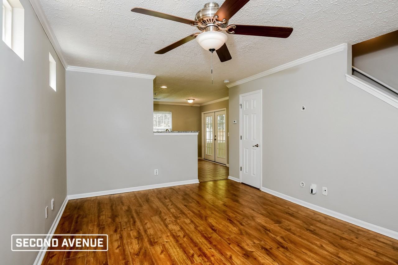 208 Ilex Dr - Photo 3 of 22