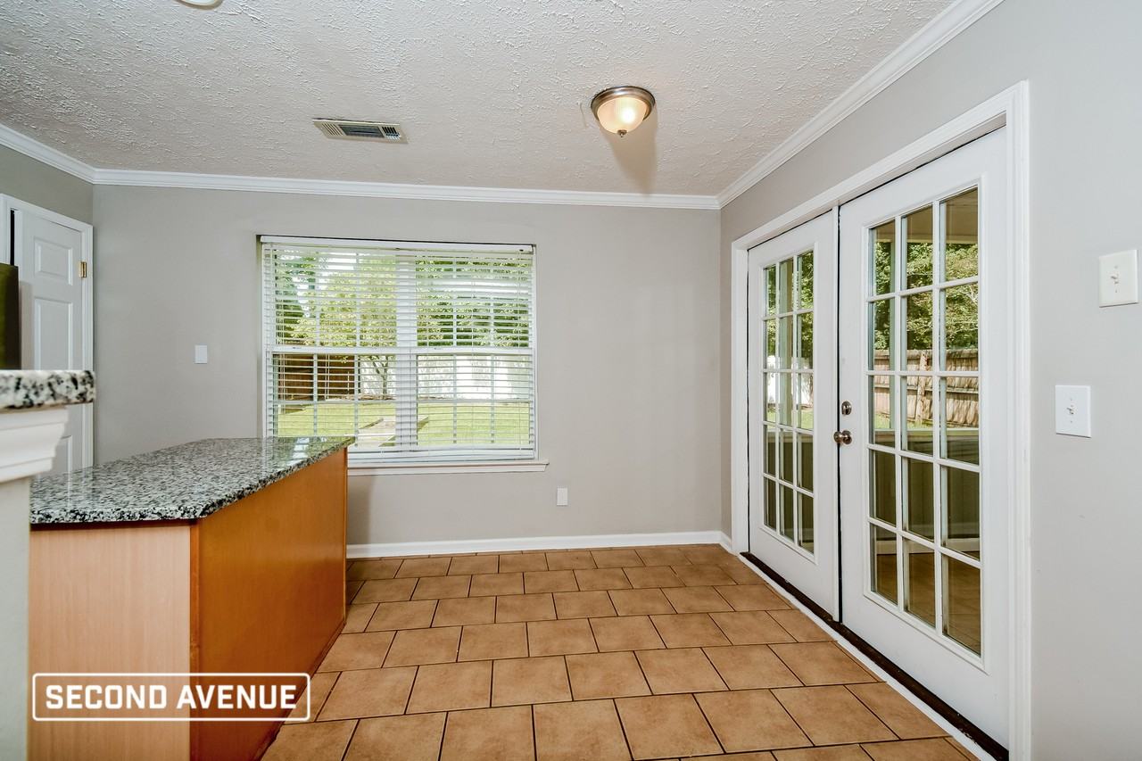 208 Ilex Dr - Photo 7 of 22