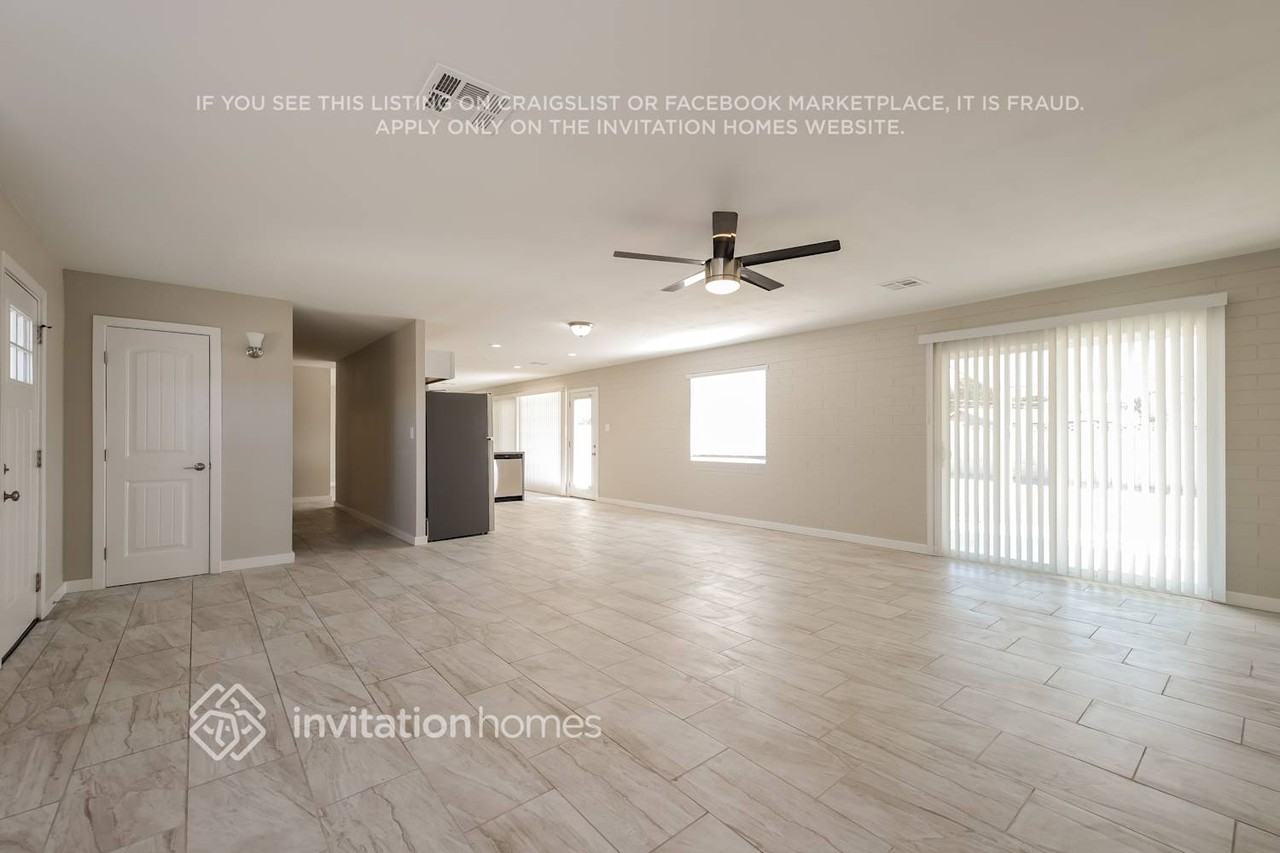 5031 N 65th Ave - Photo 5 of 15