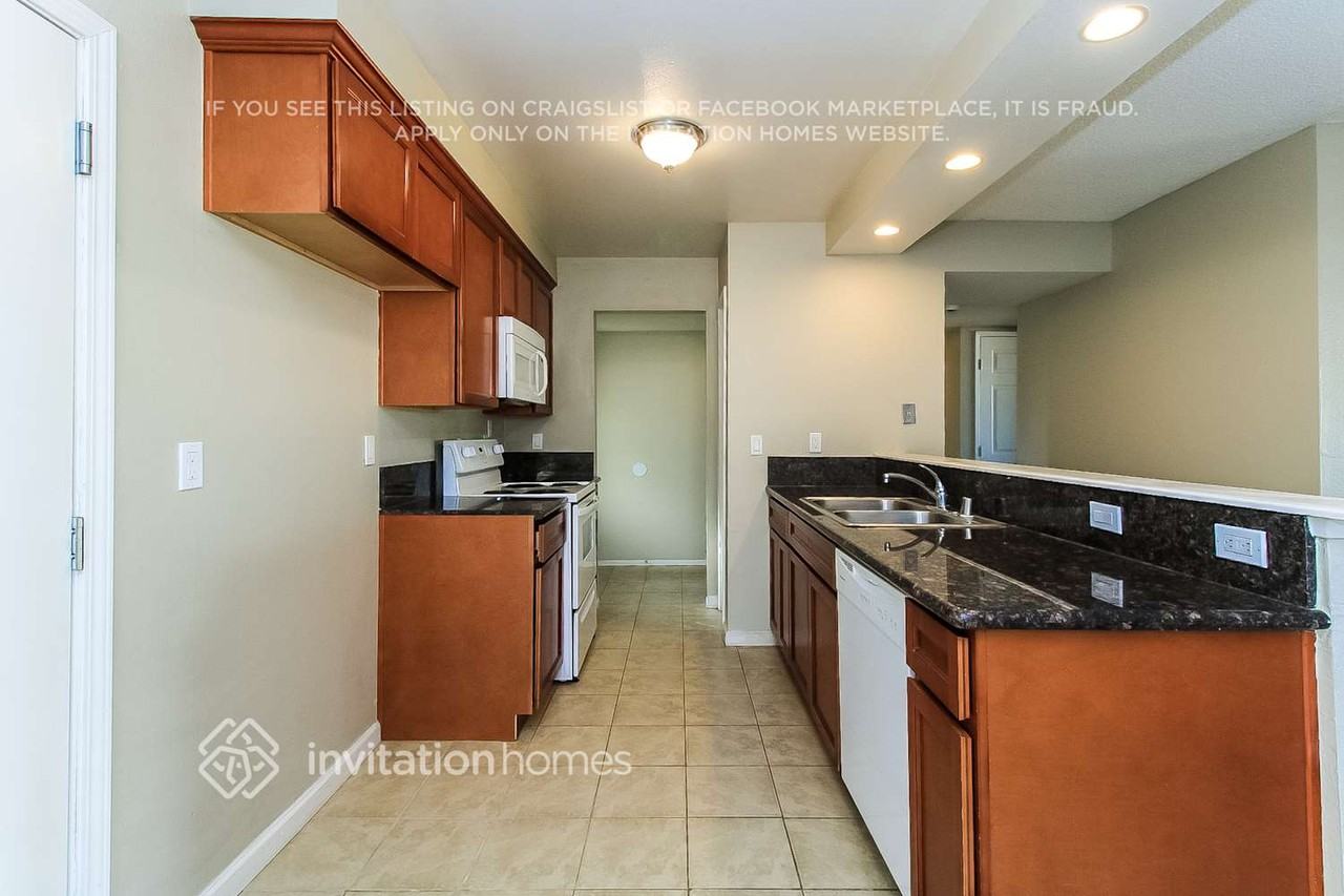 3612 Sarament Ct - Photo 7 of 18