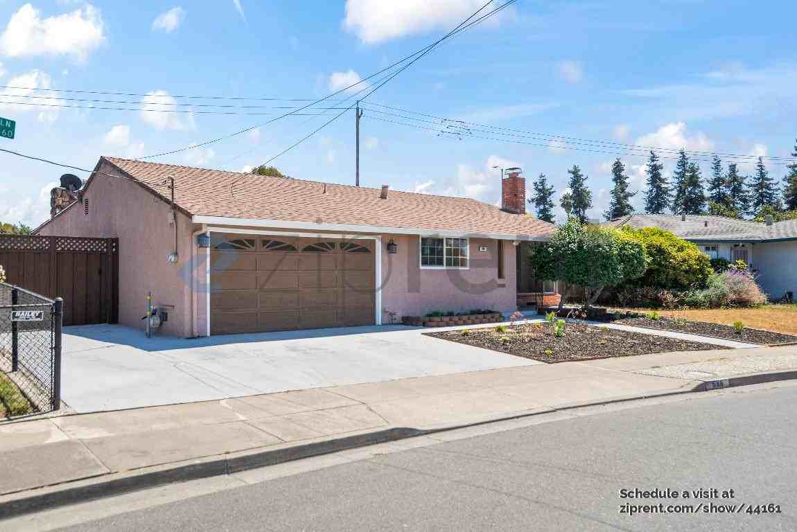 666 Bluefield Ln - Photo 2 of 31