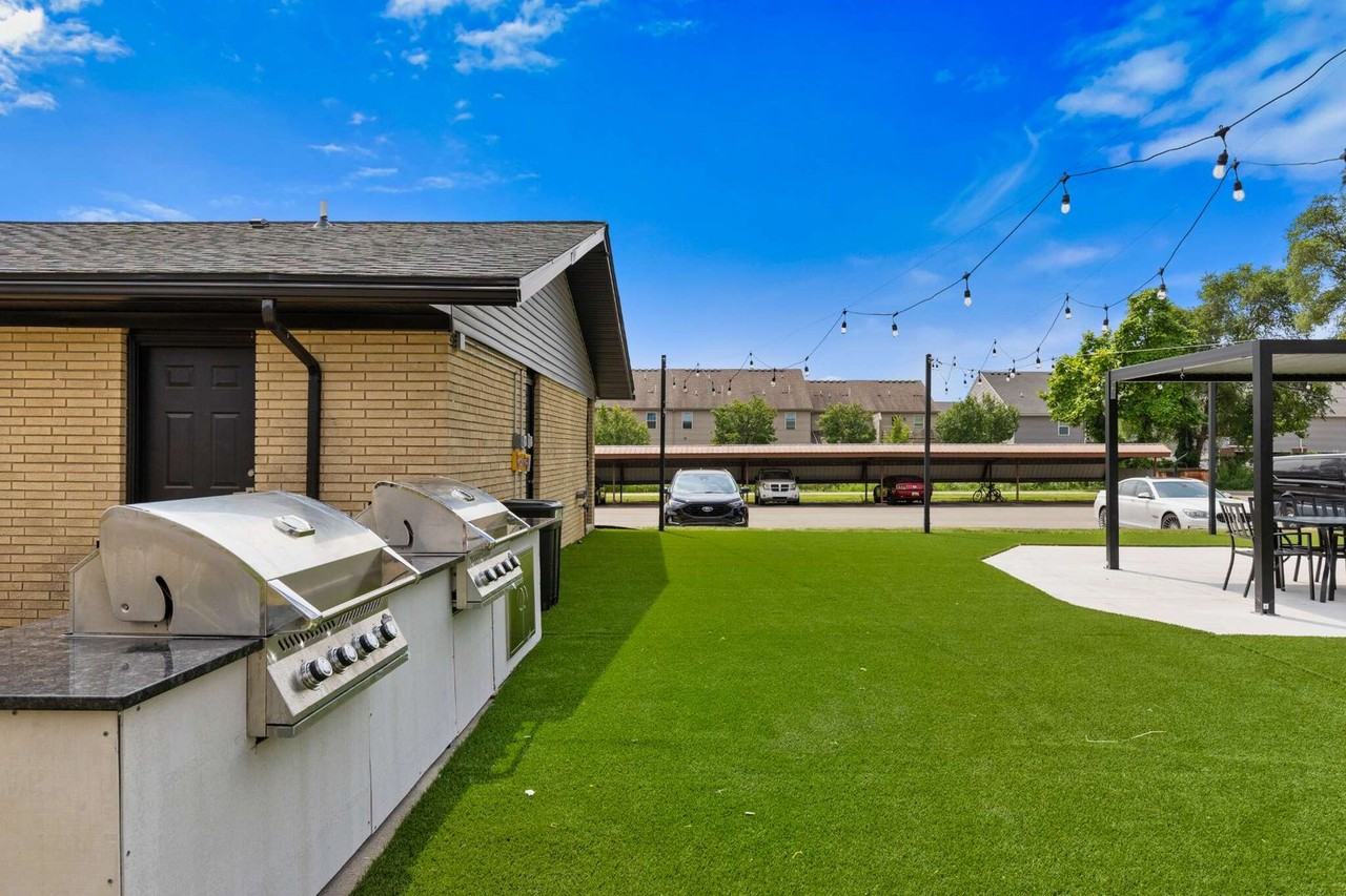 Stony on Van Dyke - Photo 6 of 50