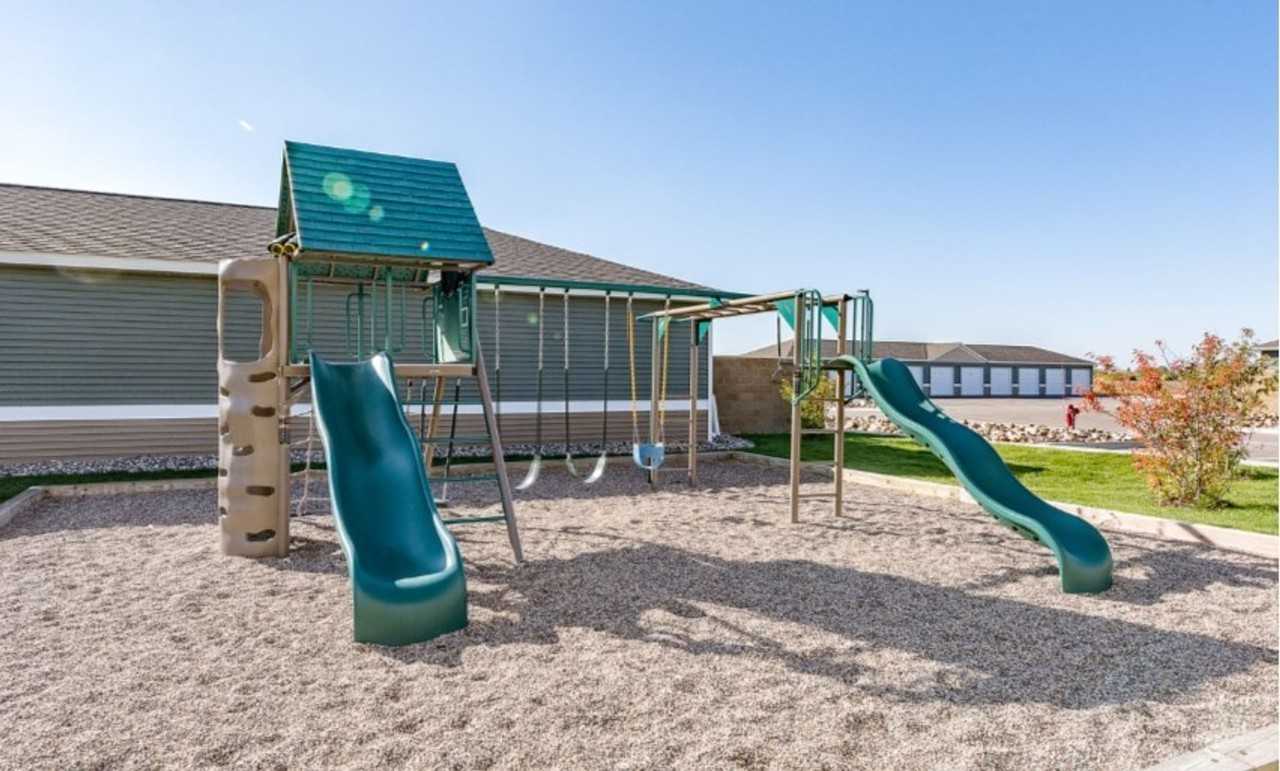 810 Roberts Road - Photo 6 of 49