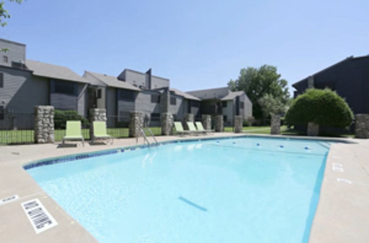 Landry Apartment - Photo 4 of 50