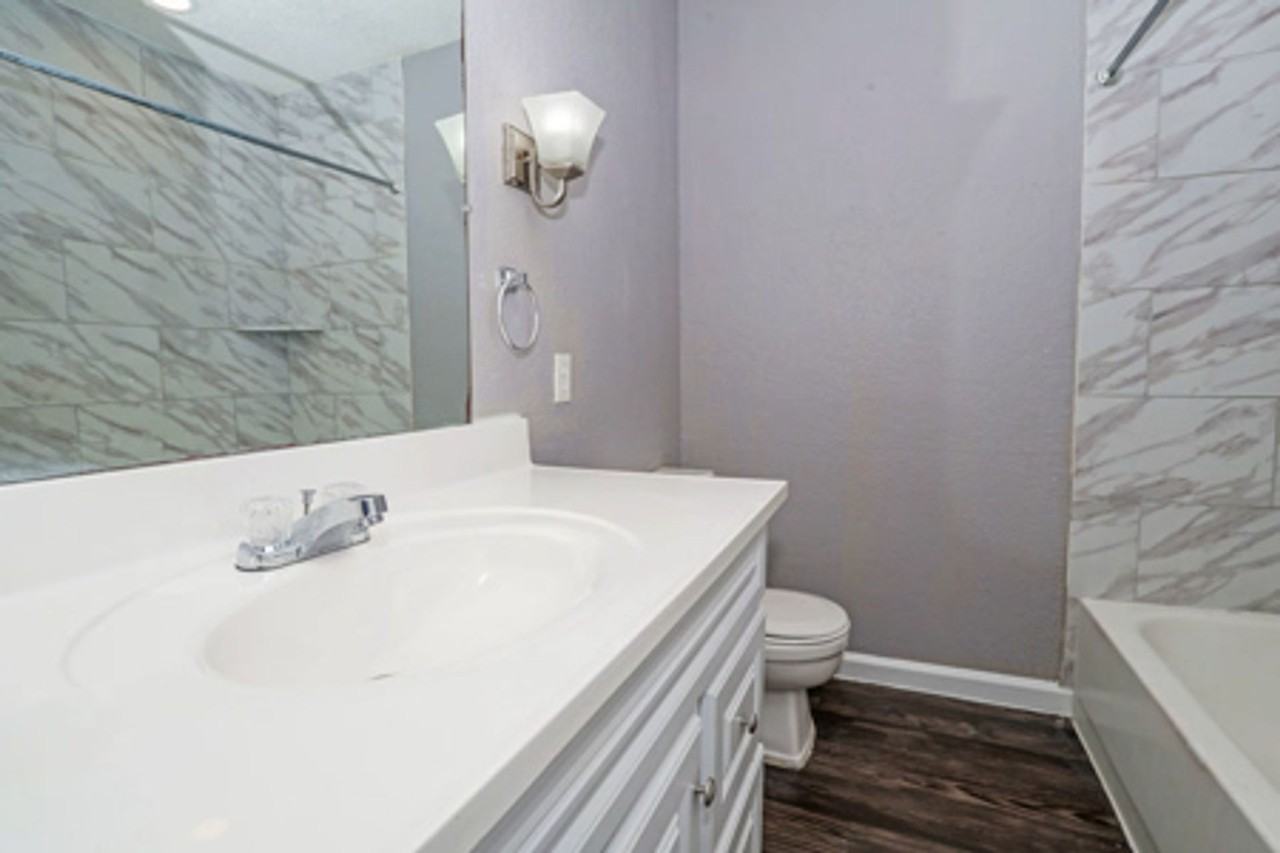 Prairie At Yukon - Photo 3 of 50