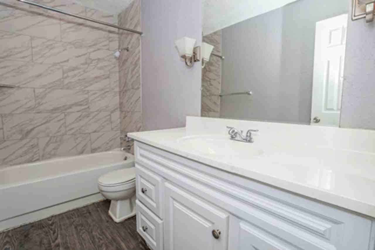 Prairie At Yukon - Photo 5 of 50