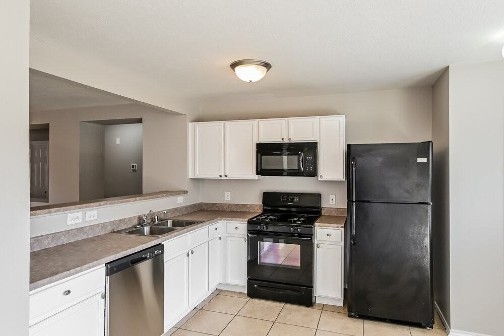 3306 Coldwater Canyon Ln - Photo 7 of 16
