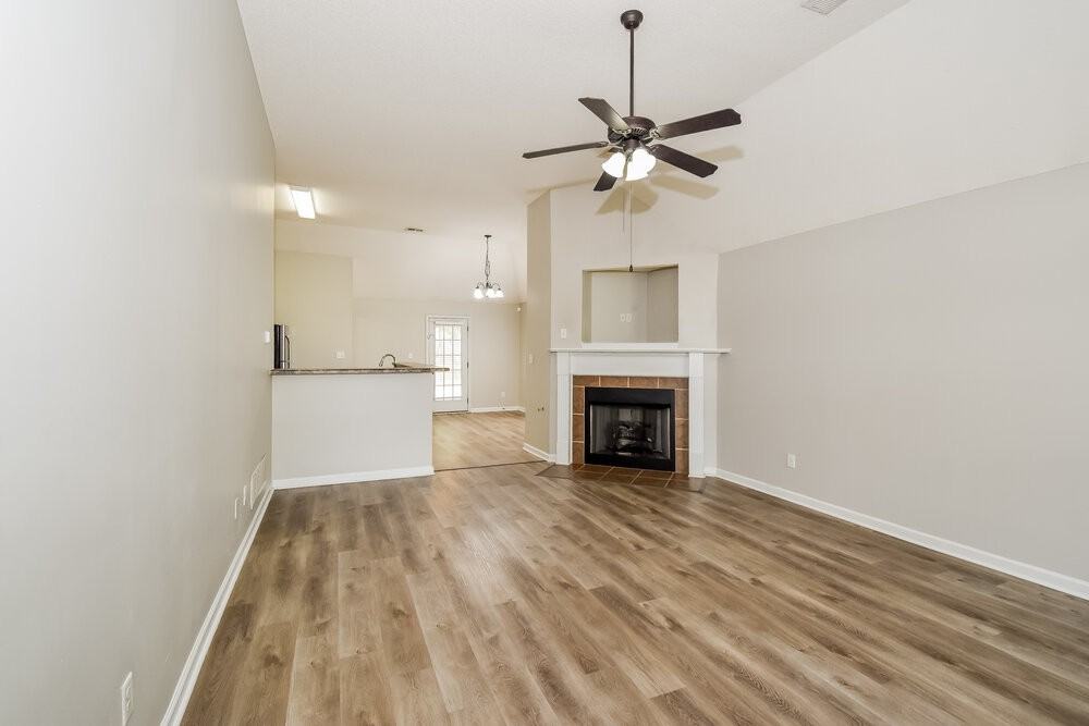 9889 Southern Oak Way - Photo 5 of 17